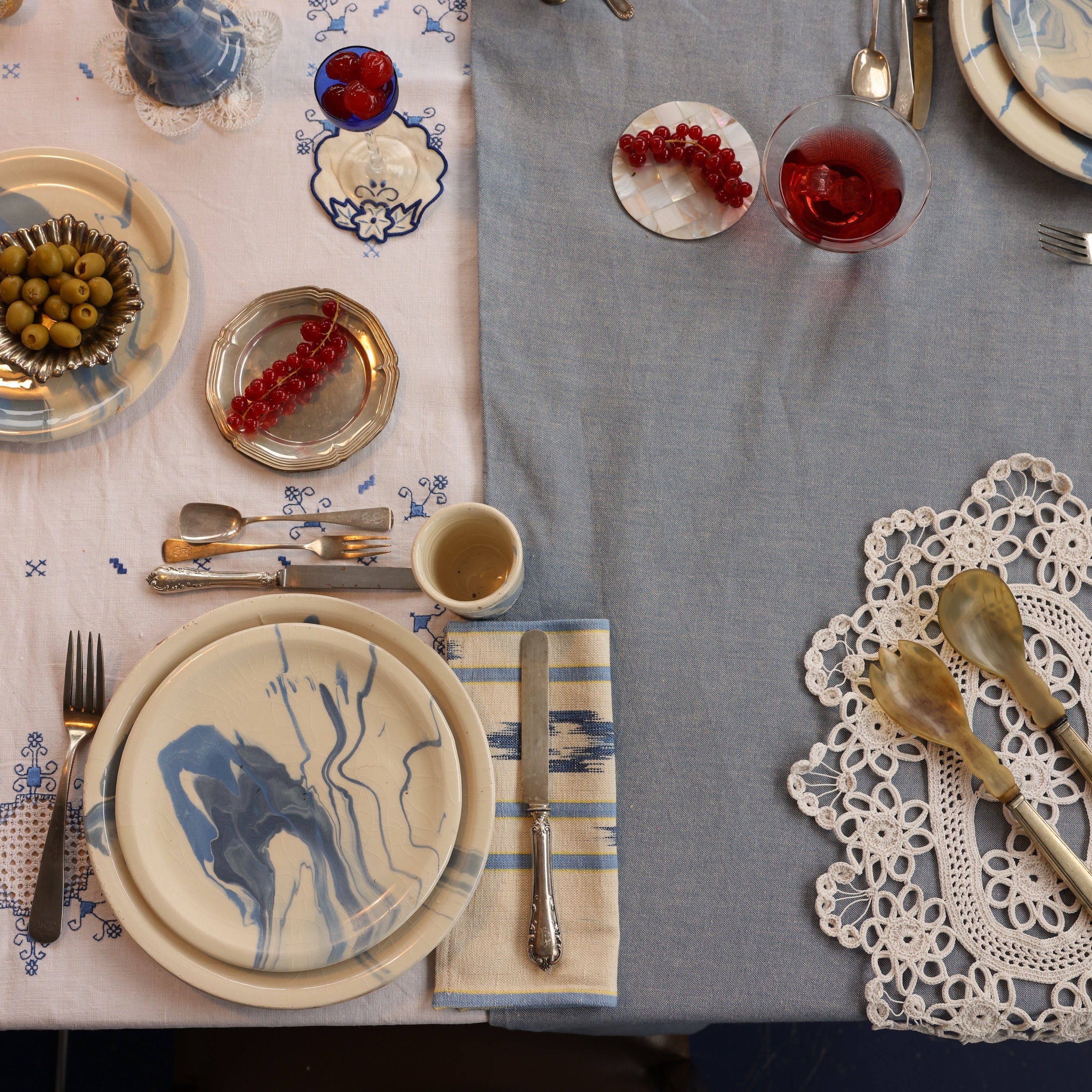 THE COCKTAIL NAPKIN, SET OF 4