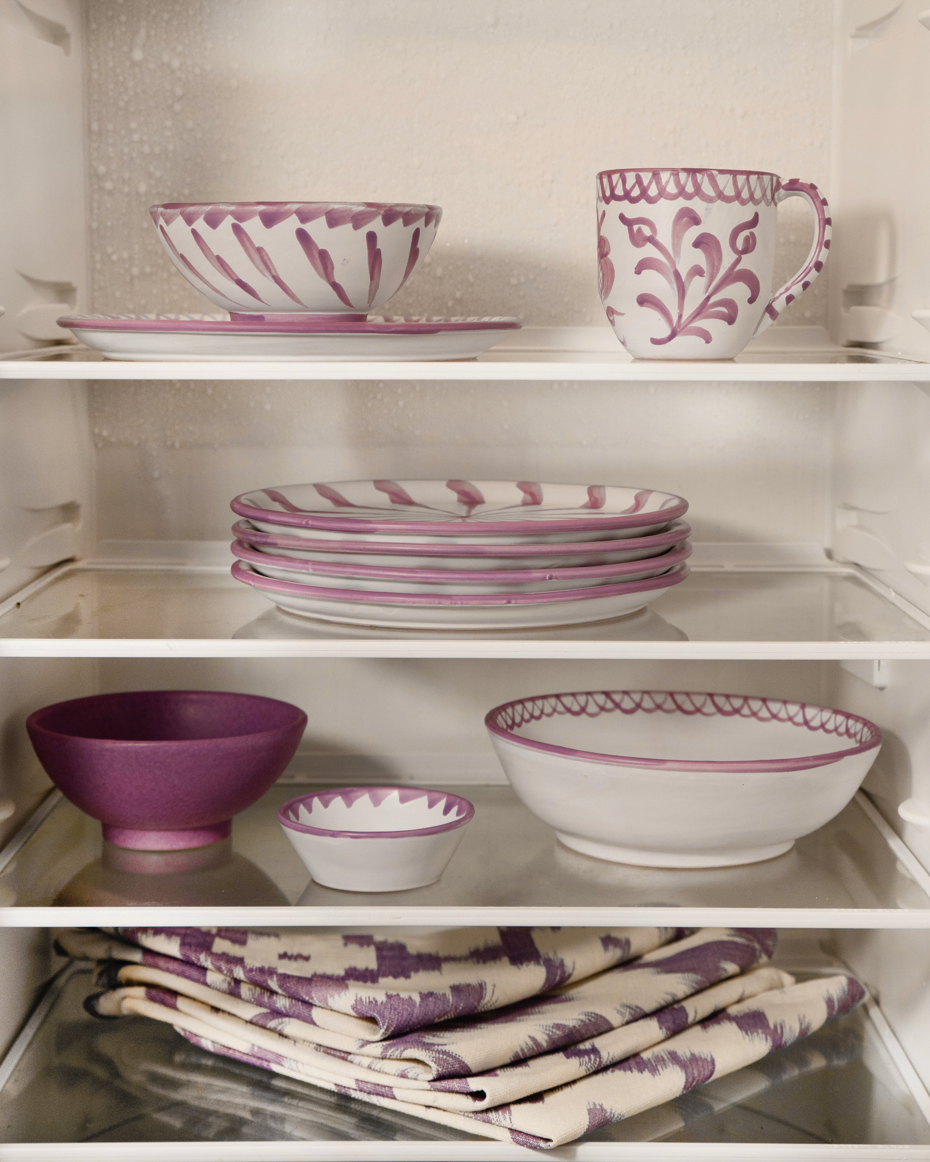 Spanish craftsmanship, handmade in Spain, artisanal home decor, traditional Spanish ceramics, handcrafted glassware, carved wood objects, natural linen textiles, Spanish design, heritage craftsmanship, sustainable materials, timeless design