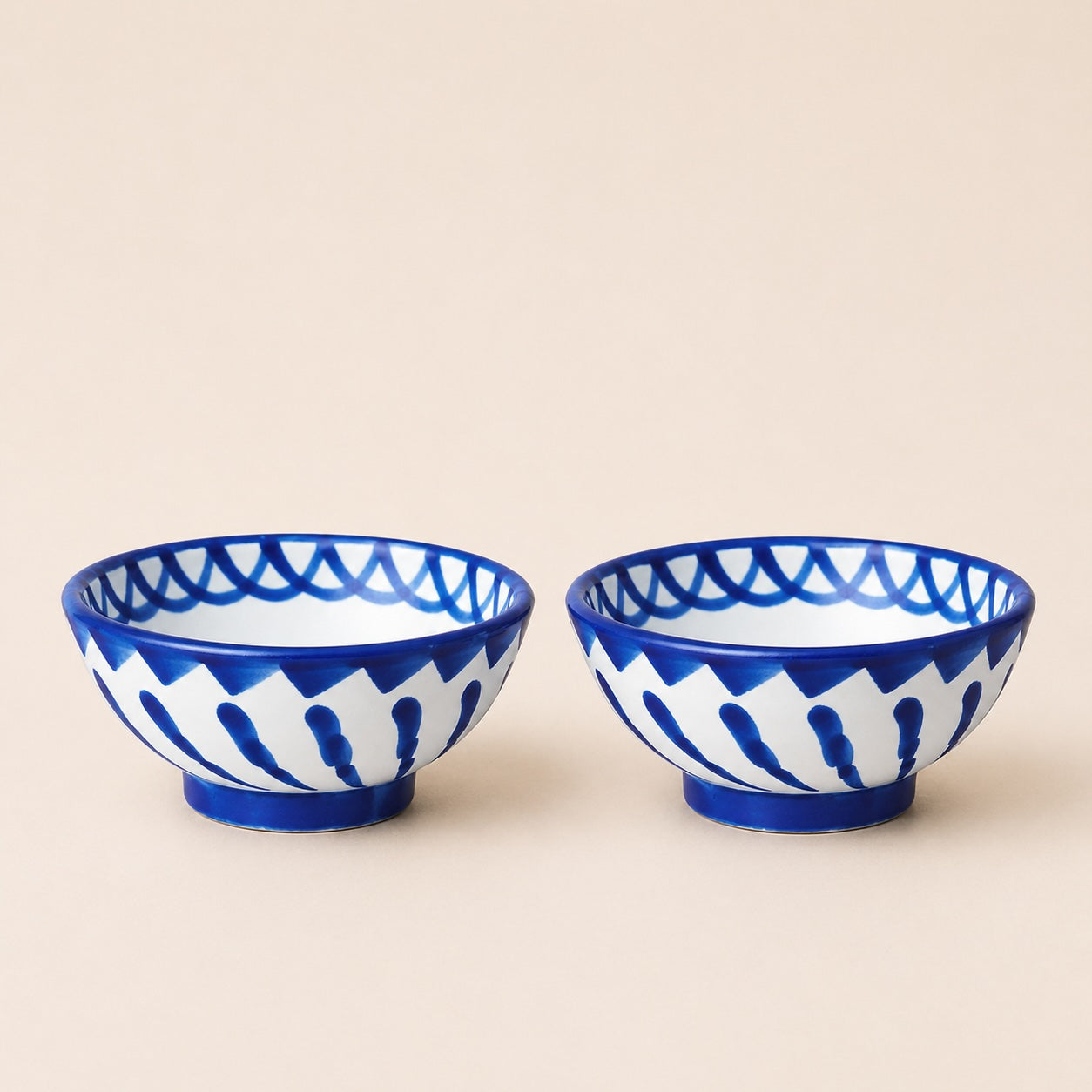 THE TRADITIONAL CEREAL BOWL, SET OF 2