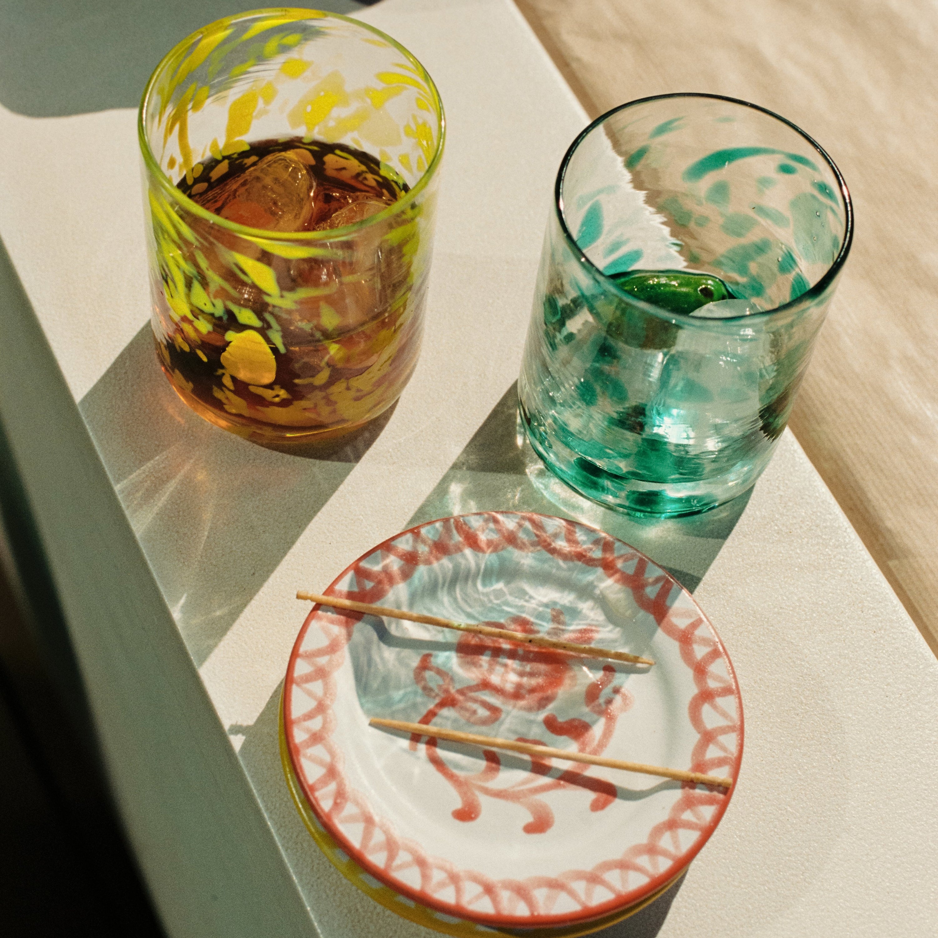 THE SPOTTED GLASS, SET OF 2