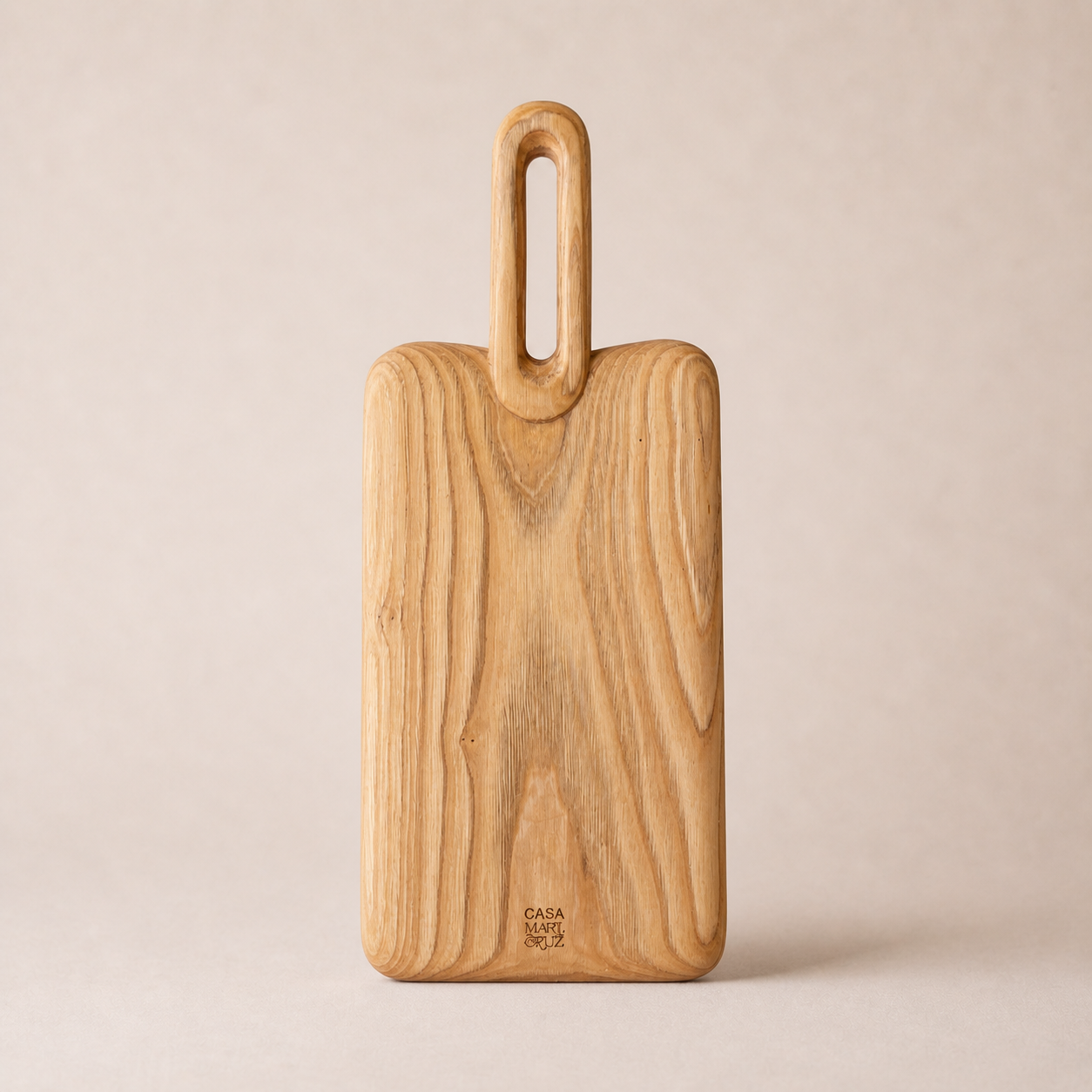 THE OVAL-HANDLED BOARD