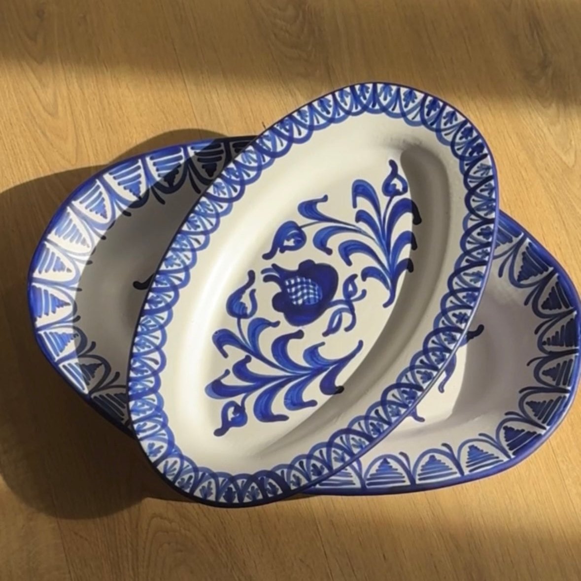 THE OVAL PLATTER