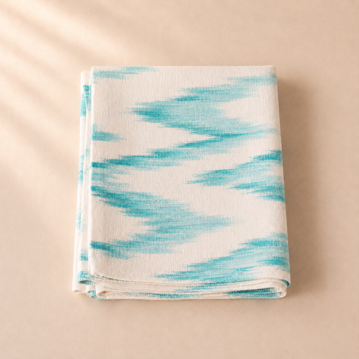 Tablerunner  with blue and white pattern on a beige background