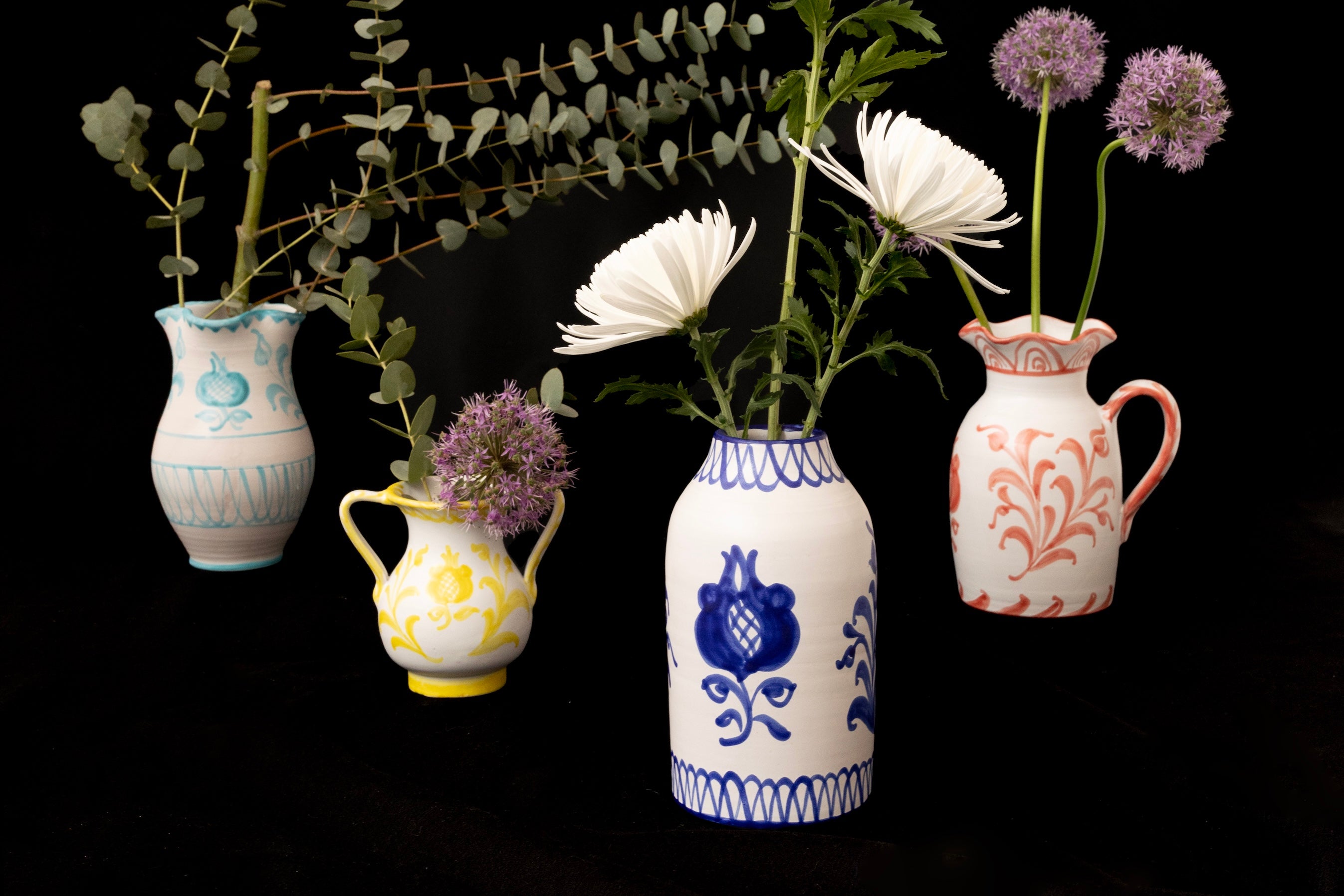 THE TRADITIONAL SCALLOP VASE