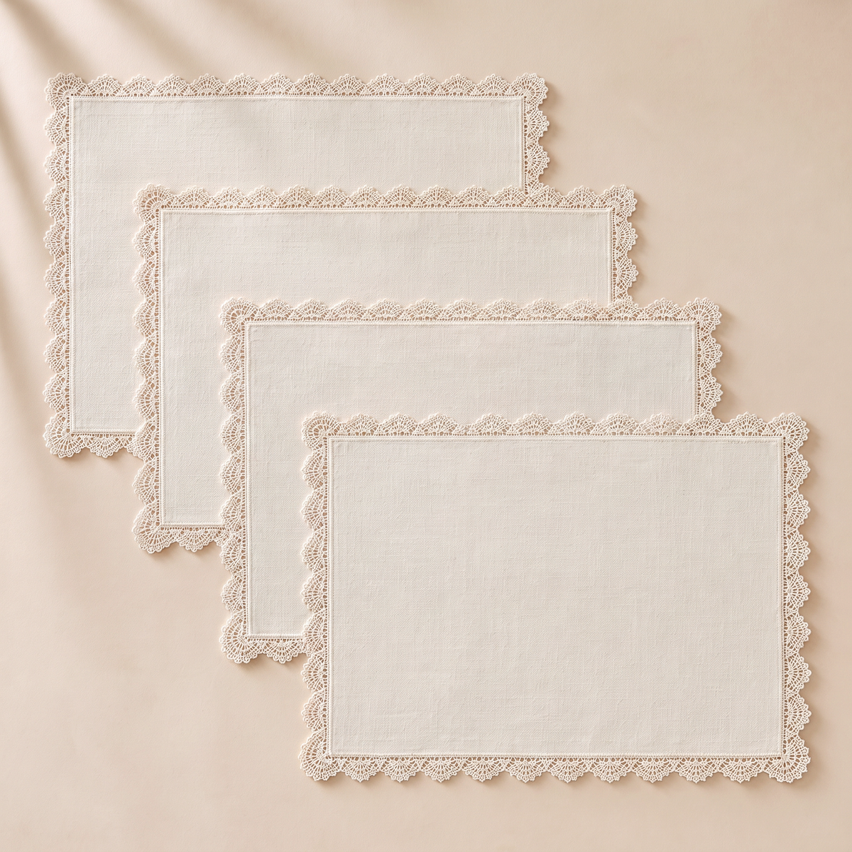 THE BOBBIN LACE PLACEMAT SET