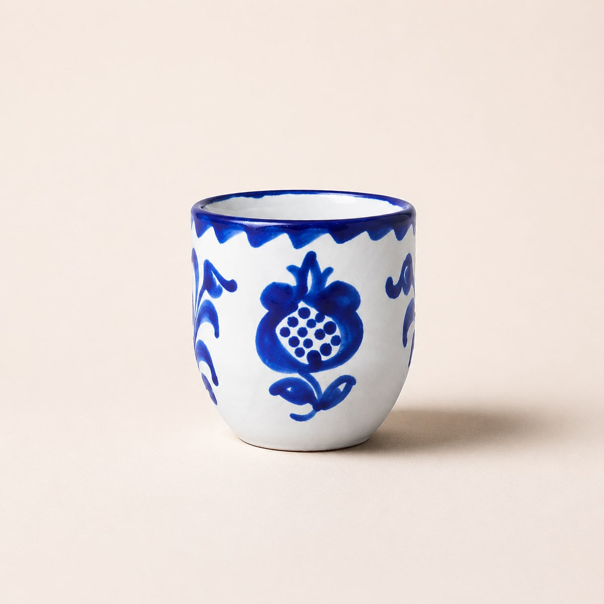 THE TRADITIONAL COFFEE MUG
