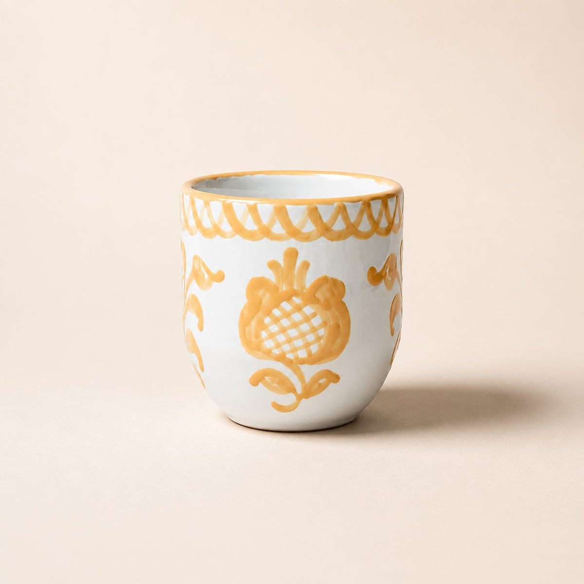 THE TRADITIONAL COFFEE MUG