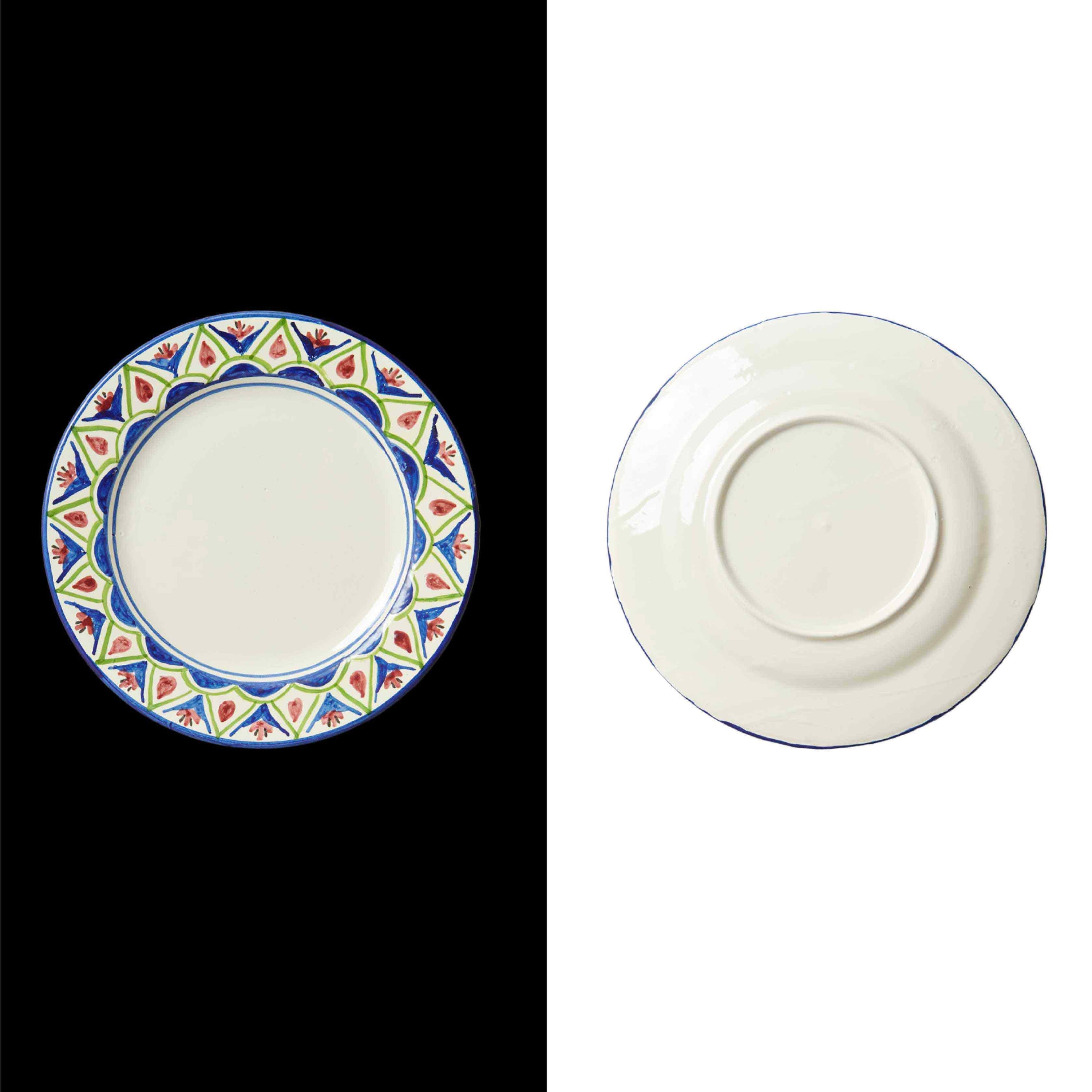 019 dinner plate handmade in spain by traditional artisans Cáceres traditional  style la mosca flower pinted blue