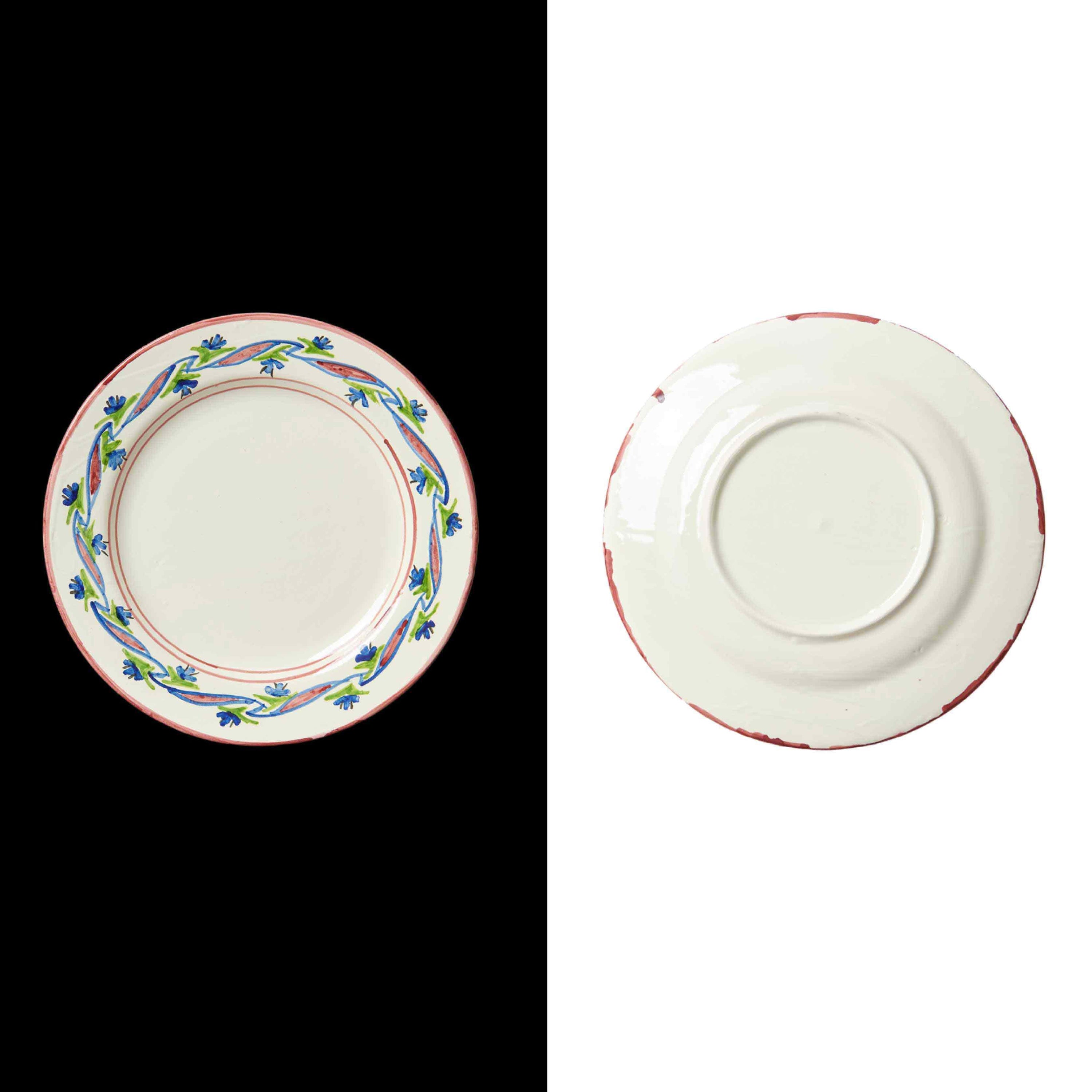 019 dinner plate handmade in spain by traditional artisans Cáceres traditional  style la mosca flower pinted burgundy